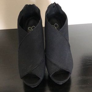 Black Jessica Simpson size 6.5